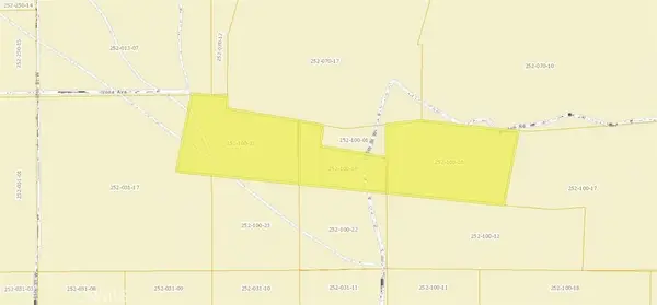 60 60th Street W, Rosamond, CA 93560