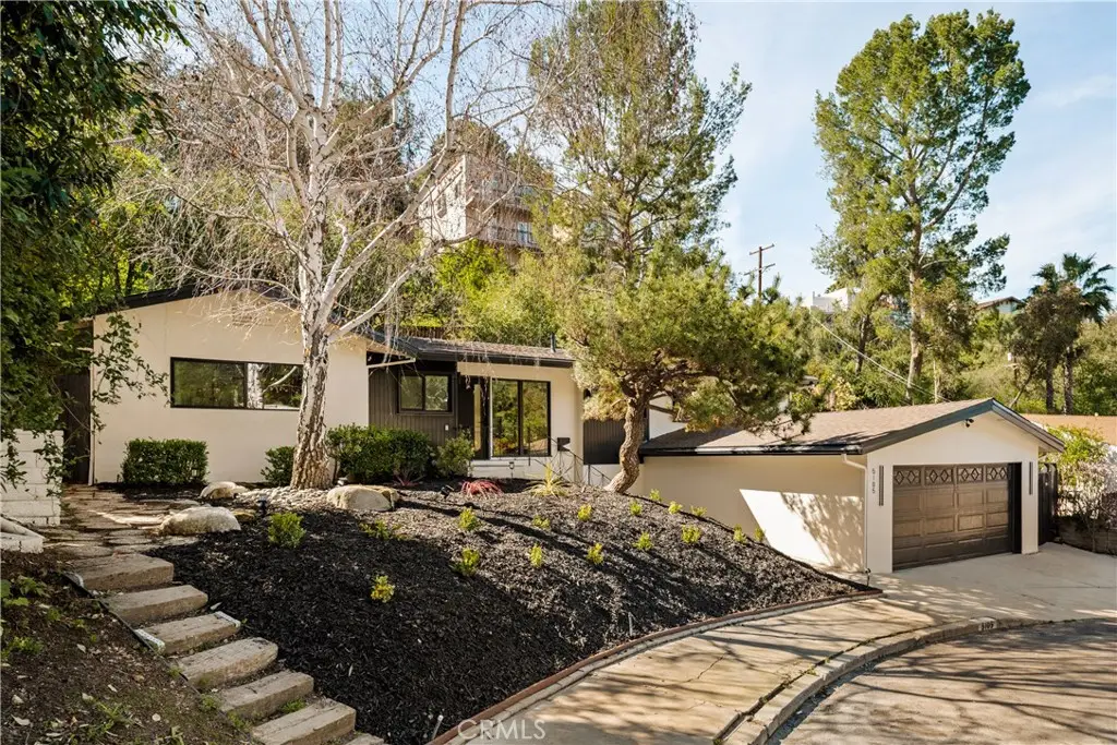 5105 Tendilla, Woodland Hills, CA 91364 - #1