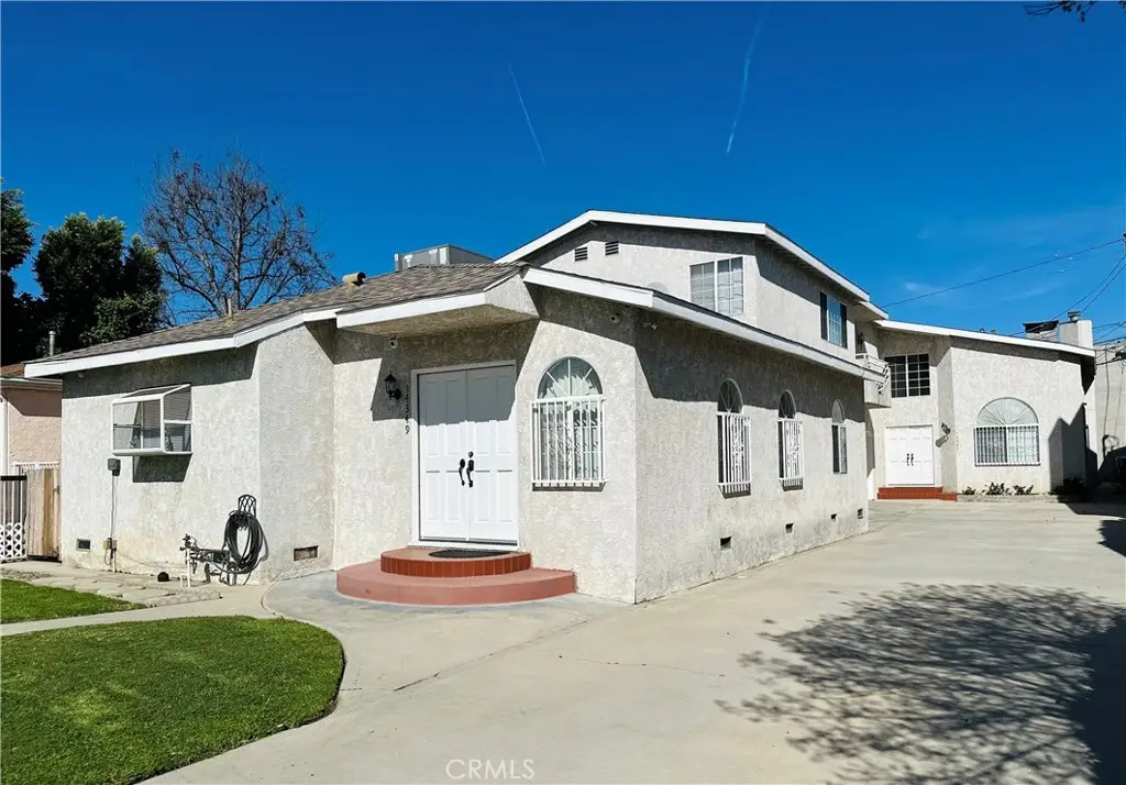 14349 Tiara Street, Sherman Oaks, CA 91401 - #1