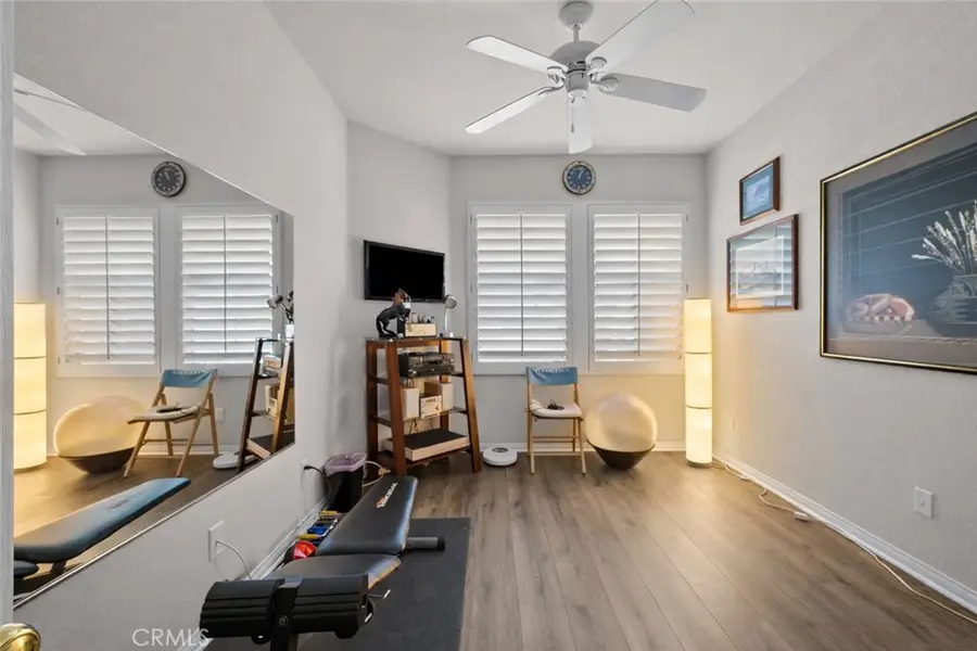 21736 Redwood Canyon, Saugus, CA 91390 - #3