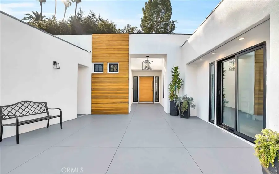 16688 Oldham Street, Encino, CA 91436 - #2