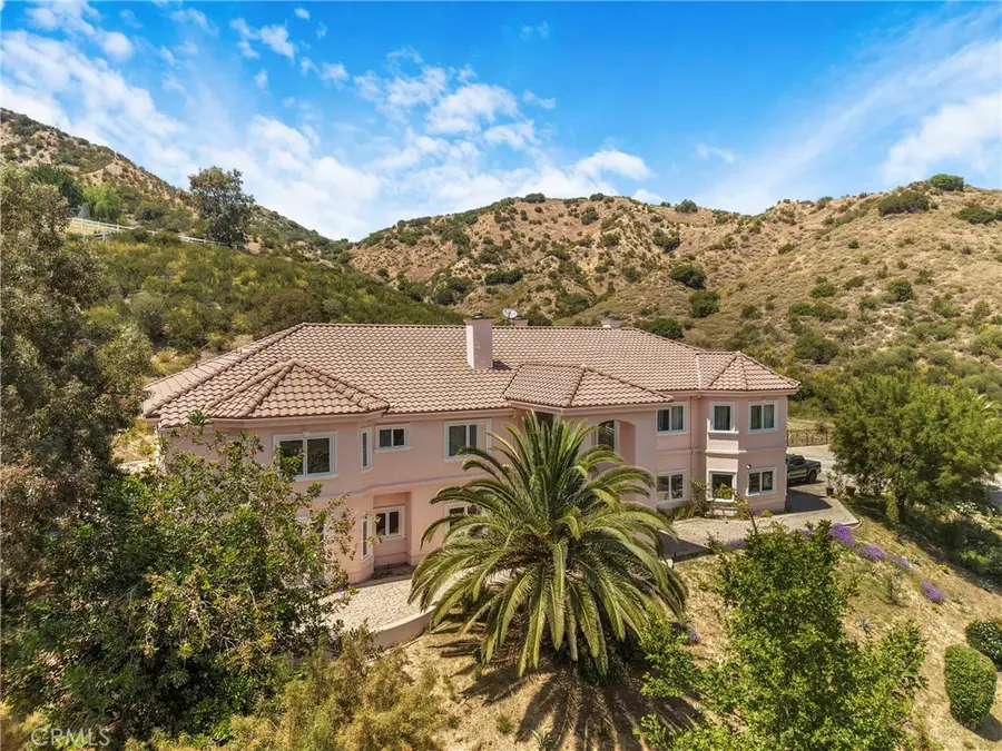 15 Maverick Lane, West Hills, CA 91307 - #2