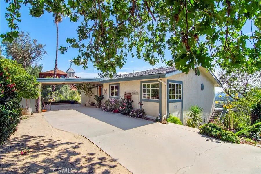 7158 Leota, Canoga Park, CA 91304 - #3