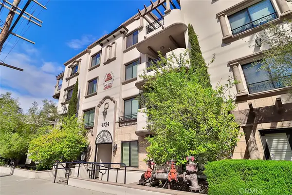 4724 Kester Avenue #404, Sherman Oaks, CA 91403