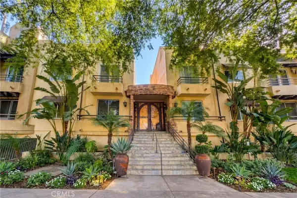 4128 Whitsett #101, Studio City, CA 91604