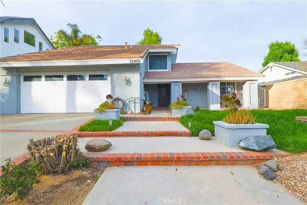 25426 Avenida Escalera, Valencia, CA 91355