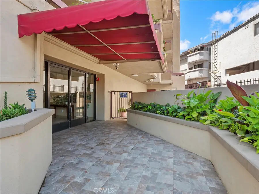 4301 Fulton Avenue #303, Sherman Oaks, CA 91423 - #2