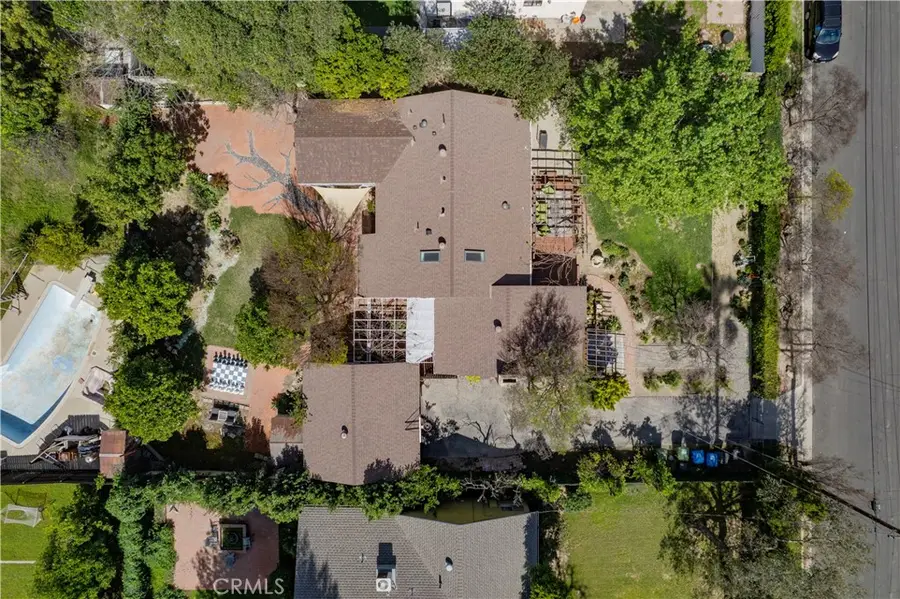 7447 Enfield, Reseda, CA 91335 - #2