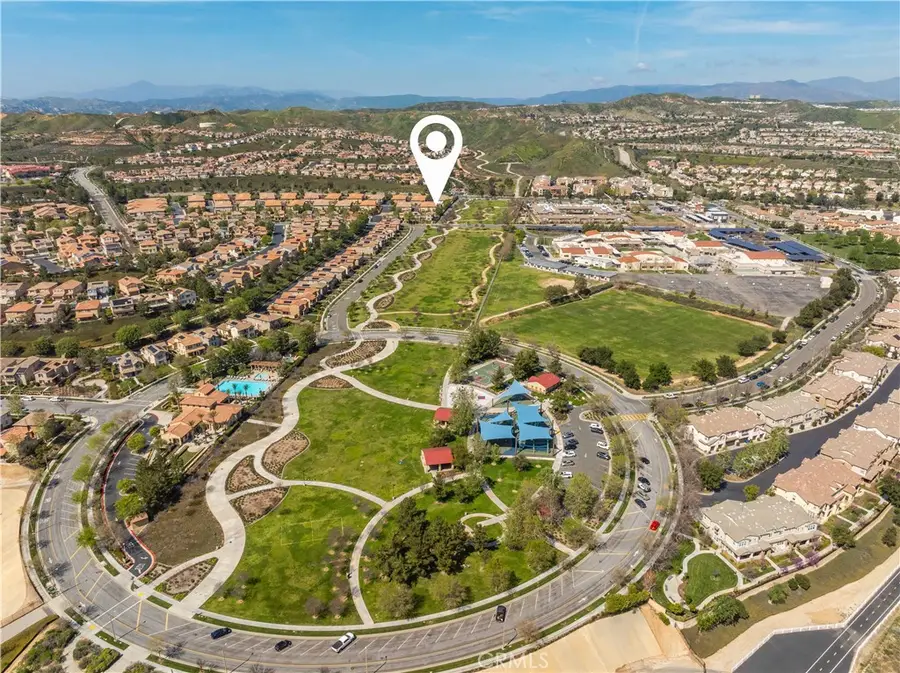 28744 Jardineras, Valencia, CA 91354 - #2