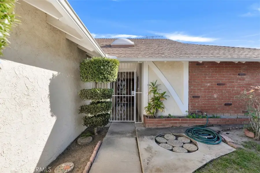 17078 Minnehaha Street, Granada Hills, CA 91344 - #2