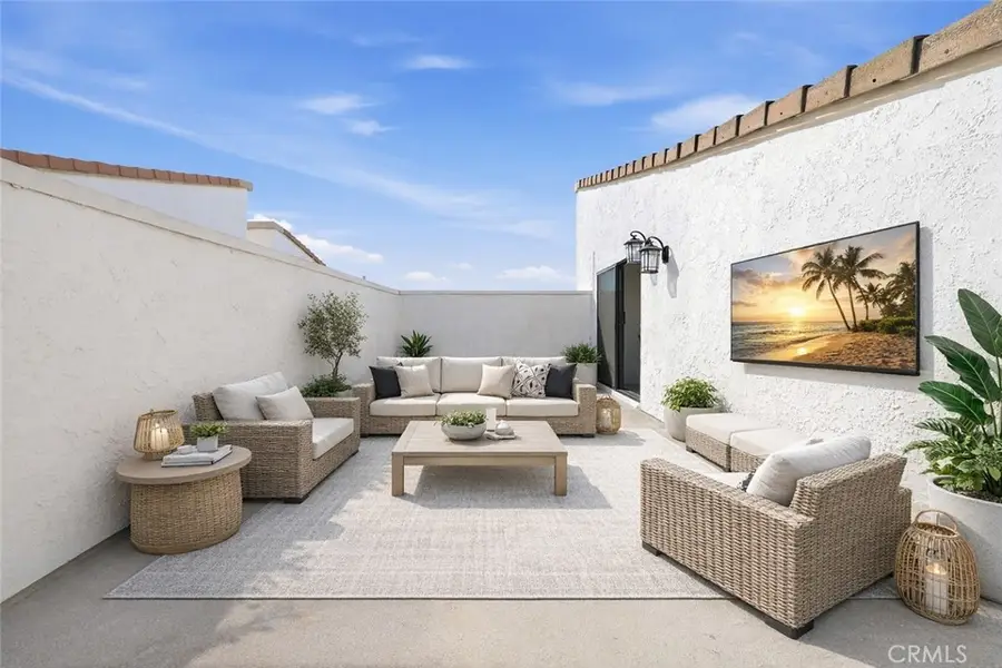 5310 Zelzah Avenue #302, Encino, CA 91316 - #3