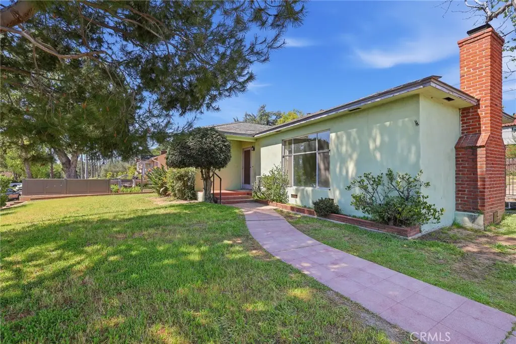 1295 E Woodbury Road, Pasadena, CA 91104 - #1