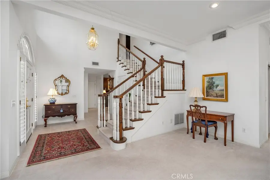 5942 Salamea Avenue, Woodland Hills, CA 91367 - #3