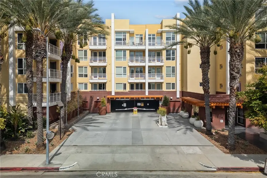 21301 Erwin #221, Woodland Hills, CA 91367 - #2