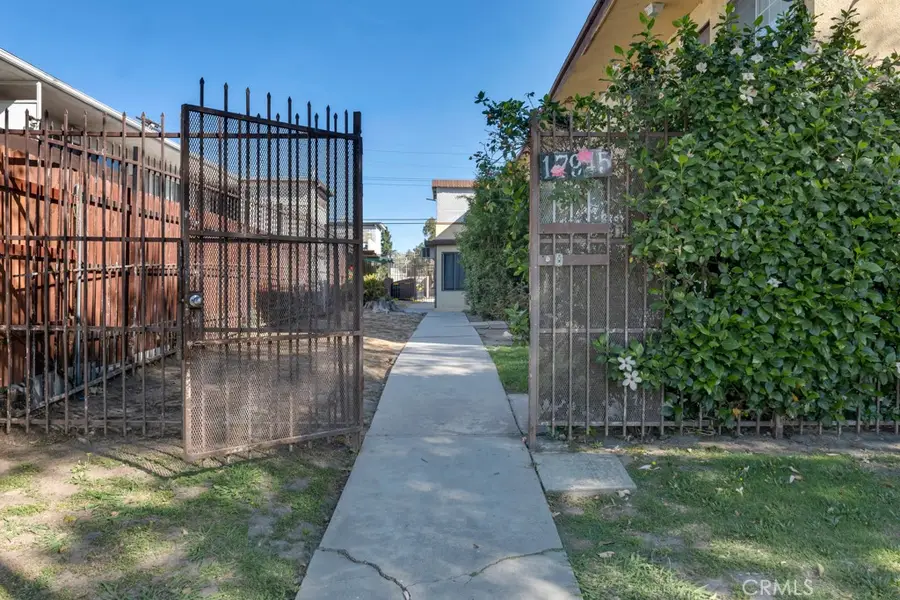 17945 Roscoe Blvd, Northridge, CA 91325 - #2