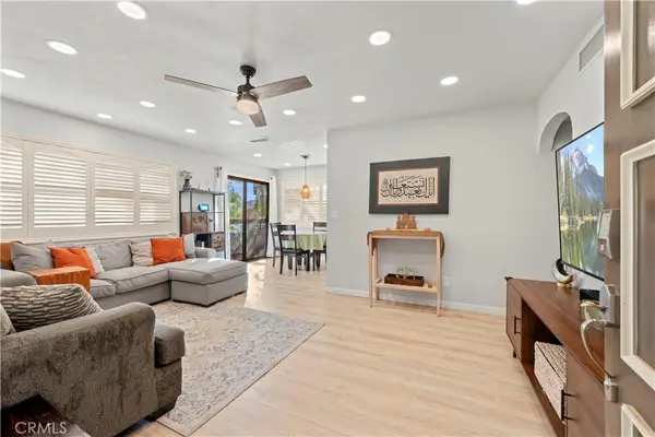 18122 Sundowner #1101, Canyon Country, CA 91387