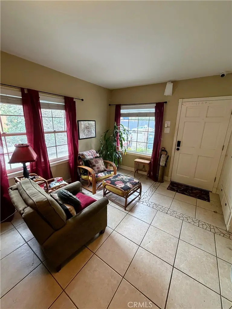 1042 W 15th, San Pedro, CA 90731 - #3