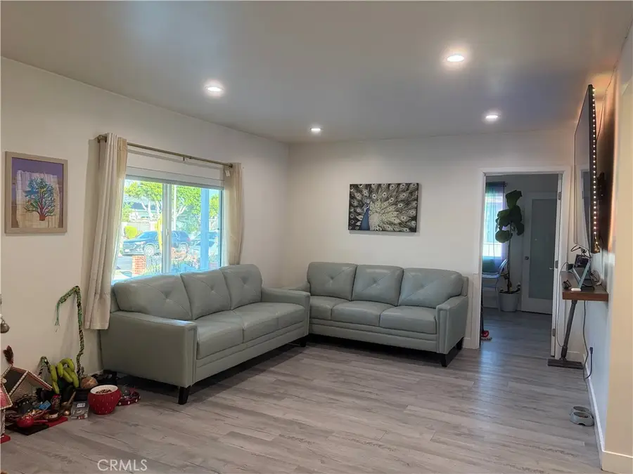 9971 Ilex, Pacoima, CA 91331 - #2