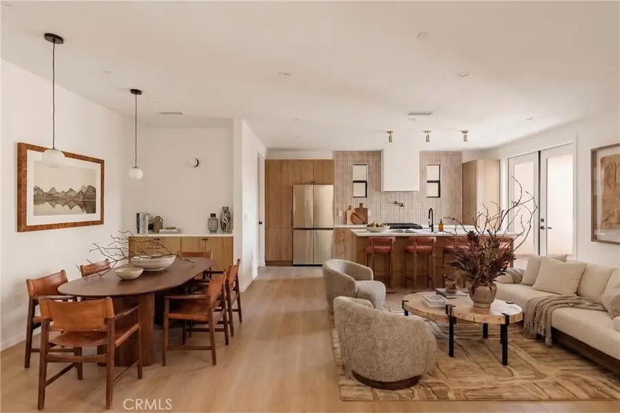 17852 Saticoy Street, Reseda, CA 91335 - #3