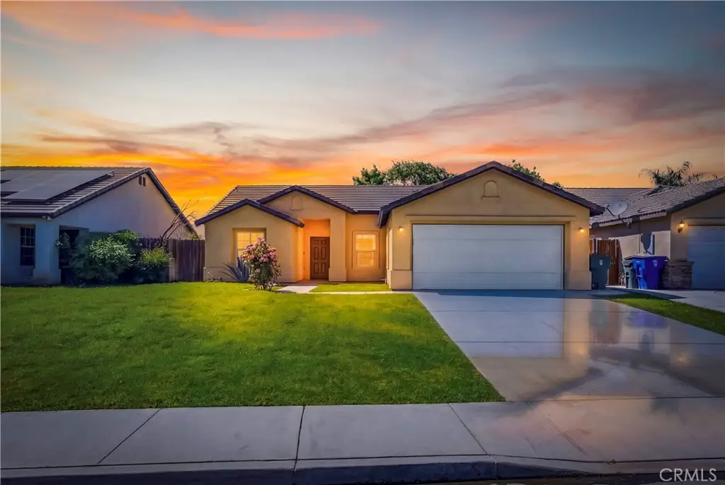 8201 Capitan, Bakersfield, CA 93313 - #1