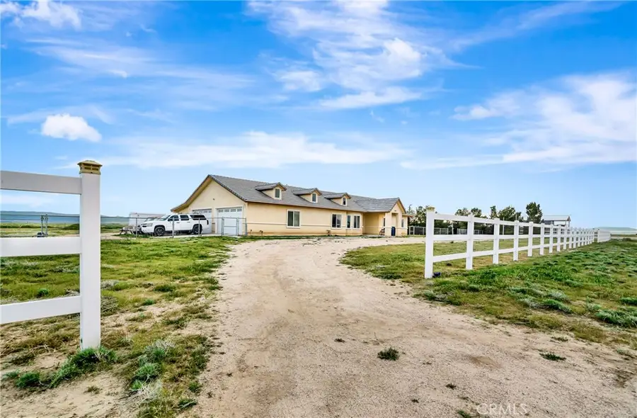 7306 W Avenue A8, Lancaster, CA 93536 - #3