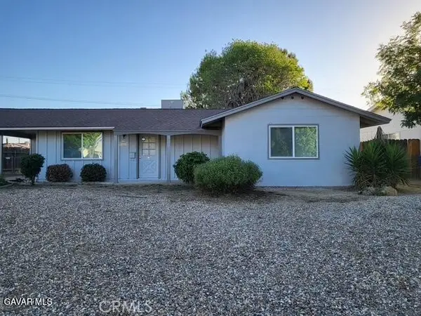 325 Oak Fair, Bakersfield, CA 93309