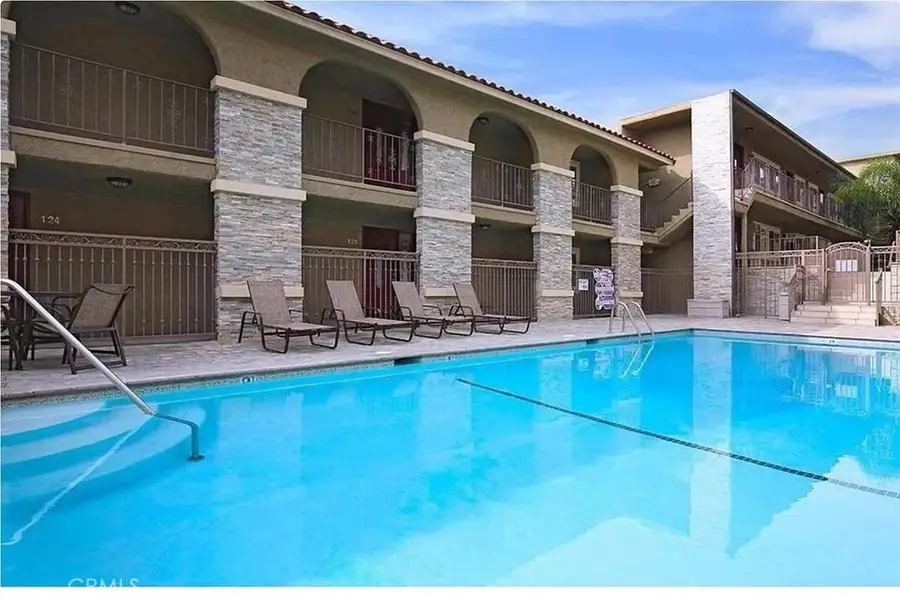 3220 Altura Avenue #331, La Crescenta, CA 91214 - #3