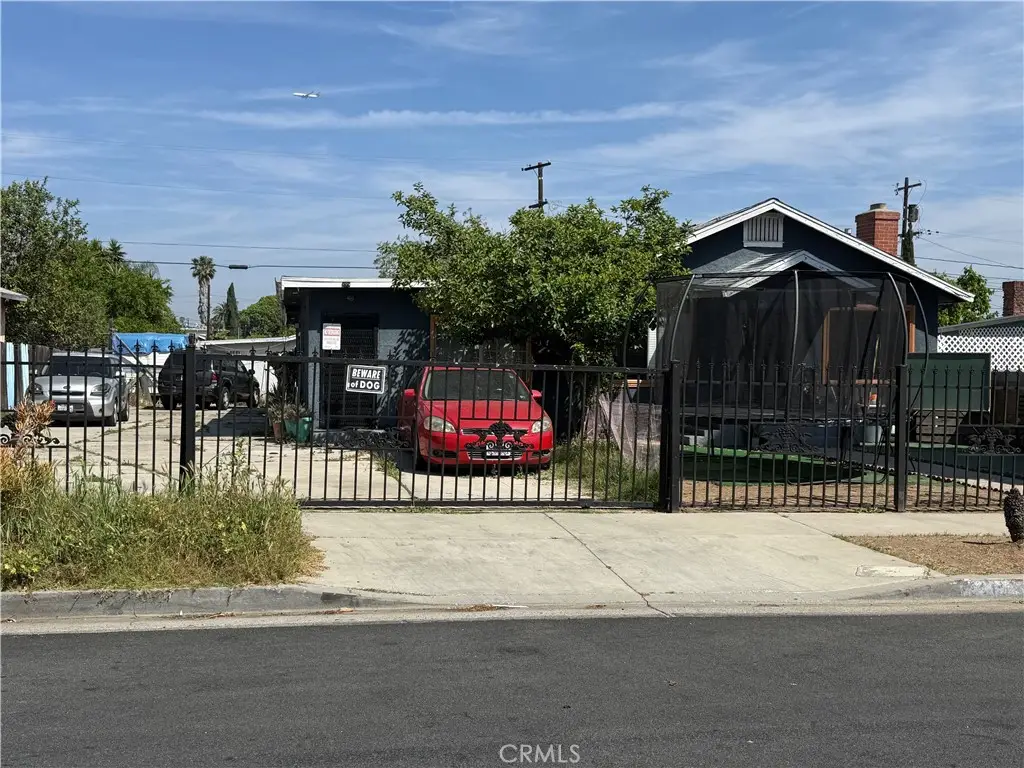 1231 W 104th, Los Angeles, CA 90044 - #1