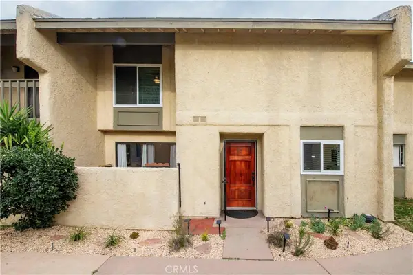 20807 Roscoe Boulevard #12, Winnetka, CA 91306