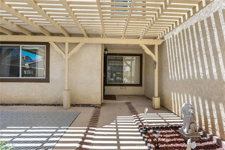 1836 E Avenue J2 #5, Lancaster, CA 93535 - #2