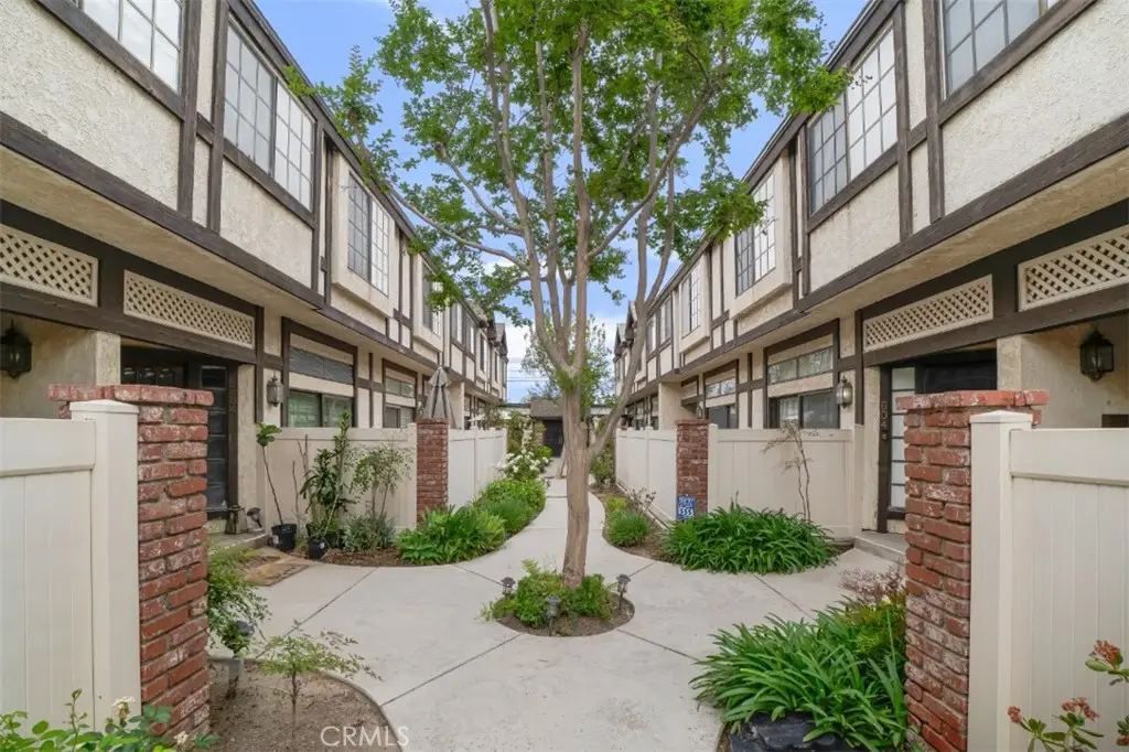 20737 Roscoe Boulevard #701, Winnetka, CA 91306 - #1