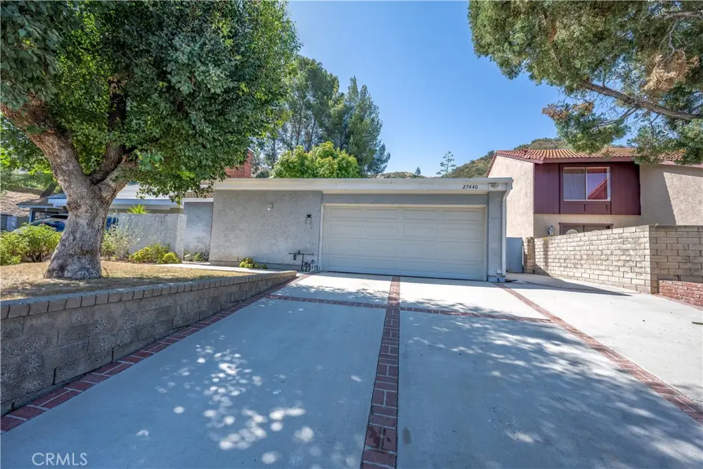 27440 Annette Jo Circle, Saugus, CA 91350 - #1