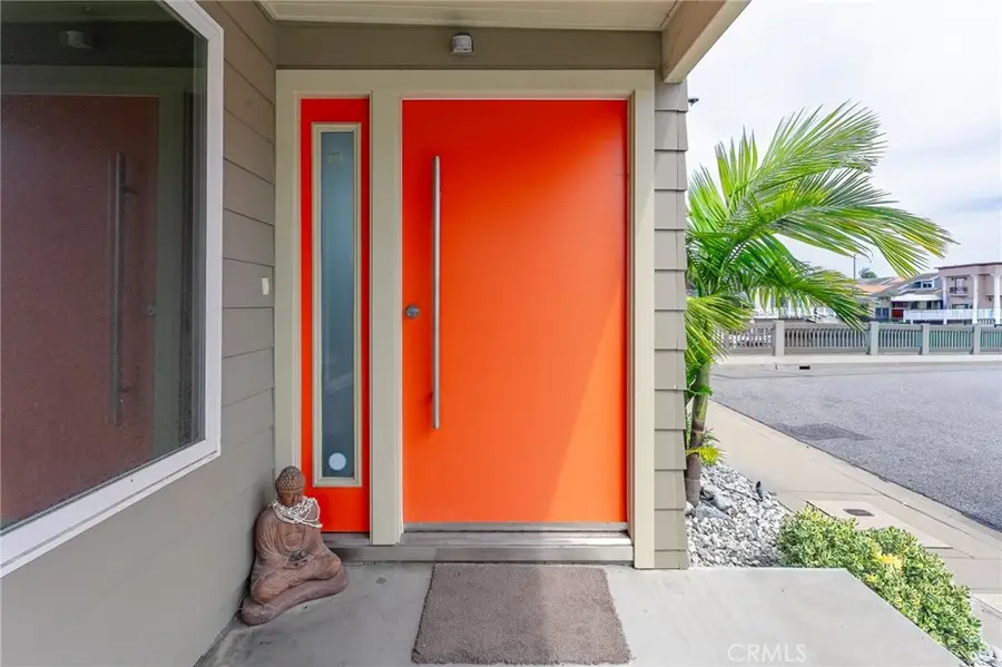 2144 Kingsbridge, Oxnard, CA 93035 - #3