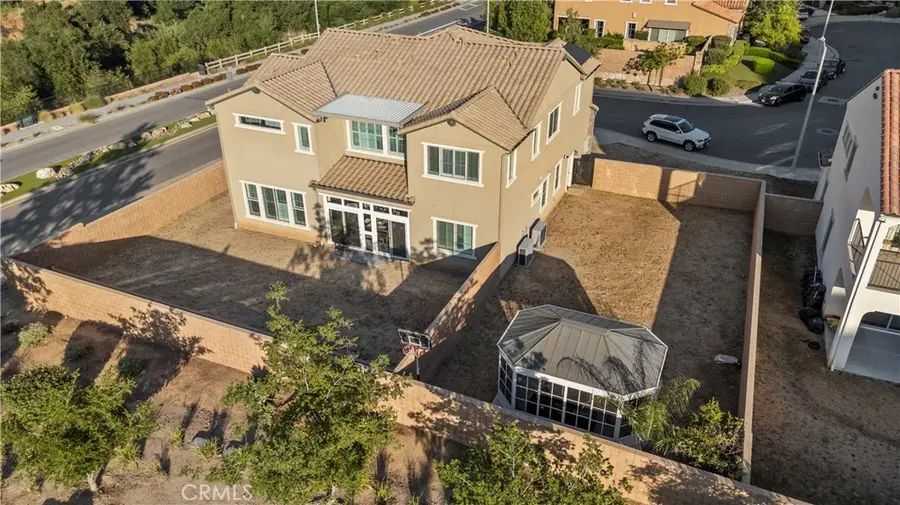 8327 N Mariposa Court, Canoga Park, CA 91304 - #3