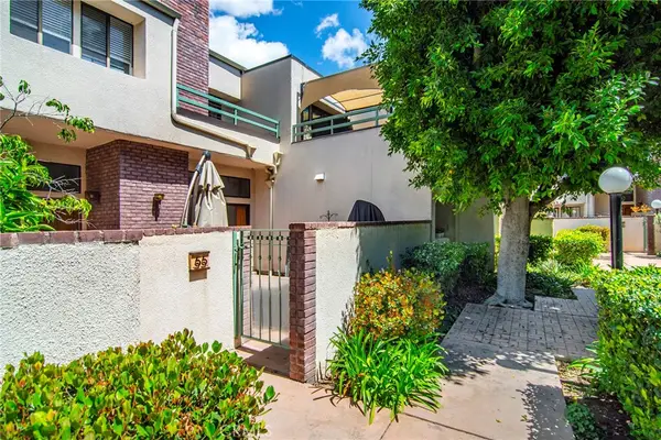 18739 Hatteras Street #55, Tarzana, CA 91356