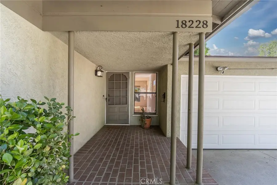 18228 Keswick, Reseda, CA 91335 - #2