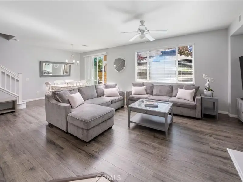 28355 Mirabelle Lane, Saugus, CA 91350 - #3