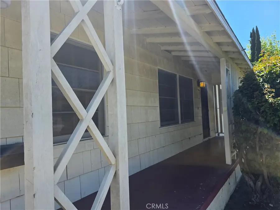 7446 Dempsey, Lake Balboa, CA 91406 - #2