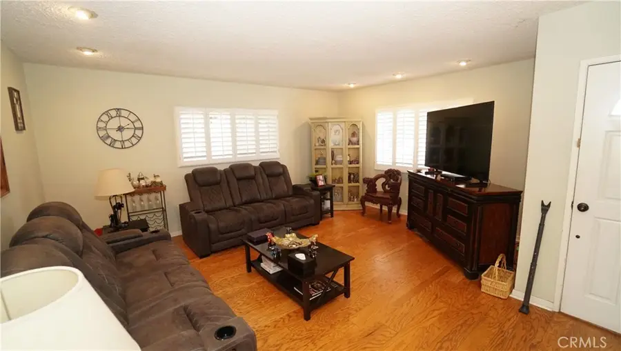 10538 Gerald, Granada Hills, CA 91344 - #2