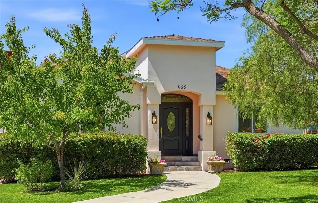 435 Eton Drive, Burbank, CA 91504 - #1