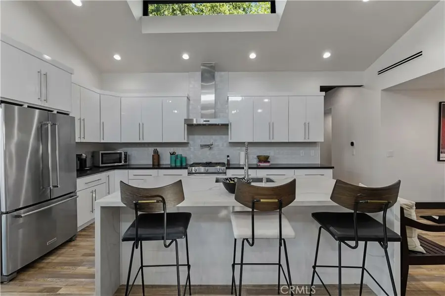 17929 Martha Street, Encino, CA 91316 - #3