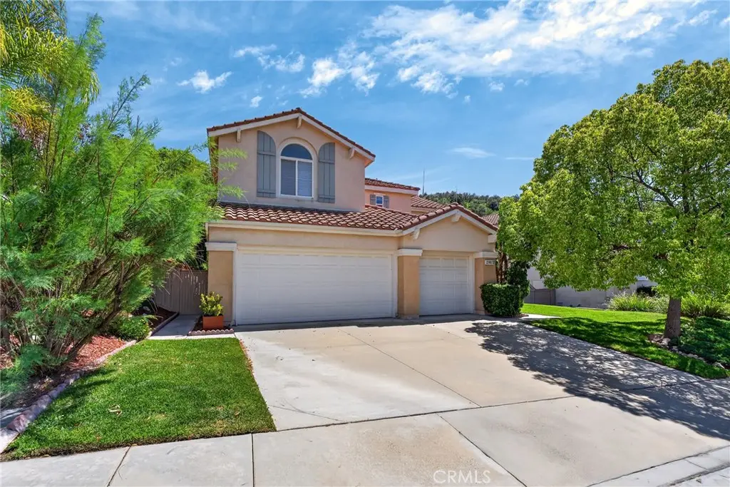 21012 Oakriver, Newhall, CA 91321 - #1