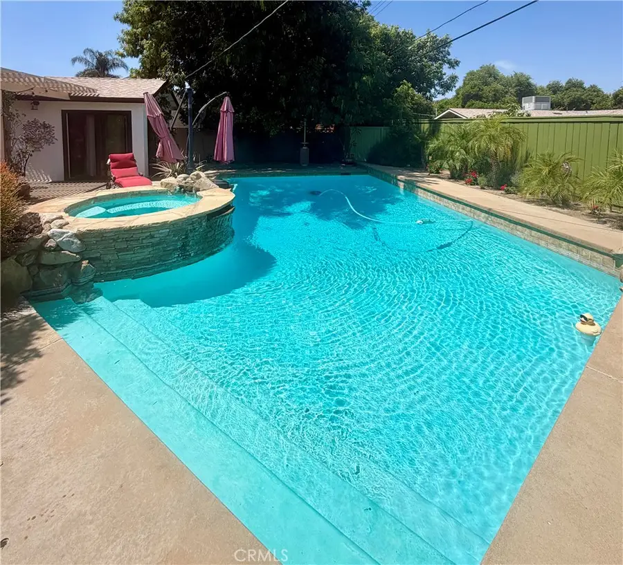 23507 Sylvan, Woodland Hills, CA 91367 - #2