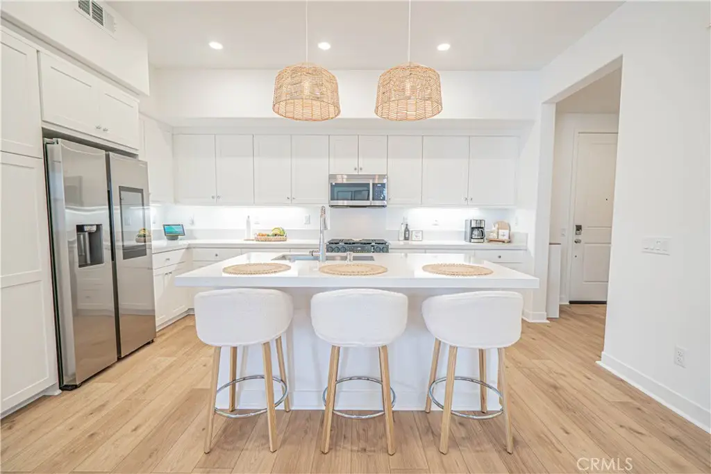 27212 Diamon Peak Lane #203, Valencia, CA 91381 - #1