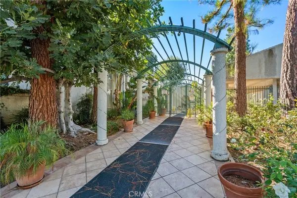 20134 Leadwell #126, Winnetka, CA 91306