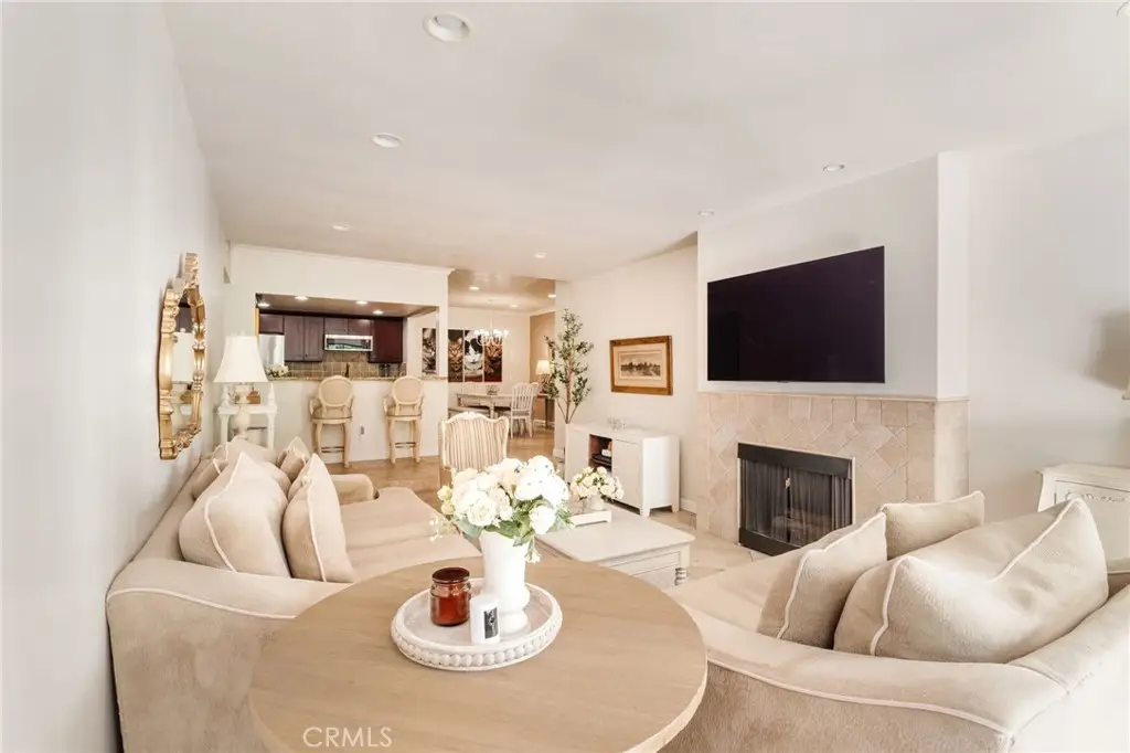 2332 Fox Hills #103, Los Angeles, CA 90064 - #1