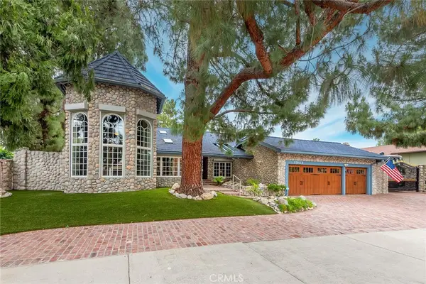 11822 Zelzah, Granada Hills, CA 91344