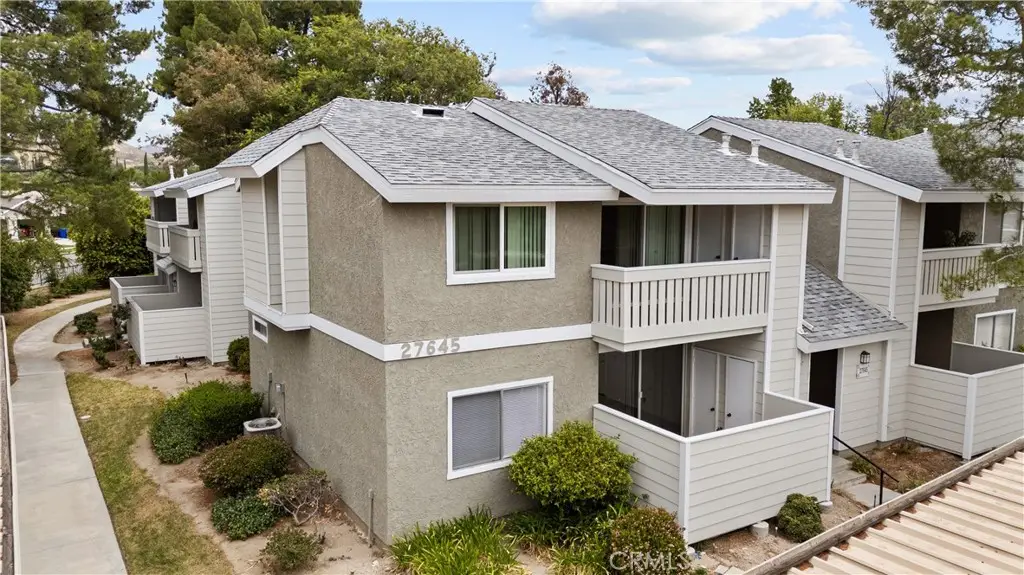 27645 Susan Beth #A, Saugus, CA 91350 - #1