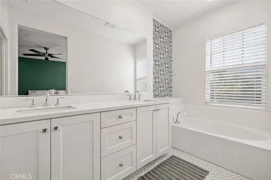 22838 Concord, Saugus, CA 91350 - #3