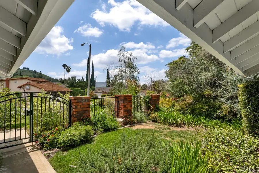28661 Acacia Glen Street, Agoura Hills, CA 91301 - #2